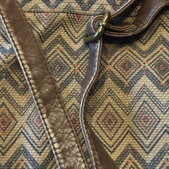 5/$25 Small cute purse by Sonoma - Picture 4 of 4